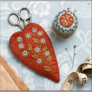 Corinne Lapierre - Wool Mix Felt Craft Mini Kit - Embroidered Scissors Pouch & Mini Pincushion