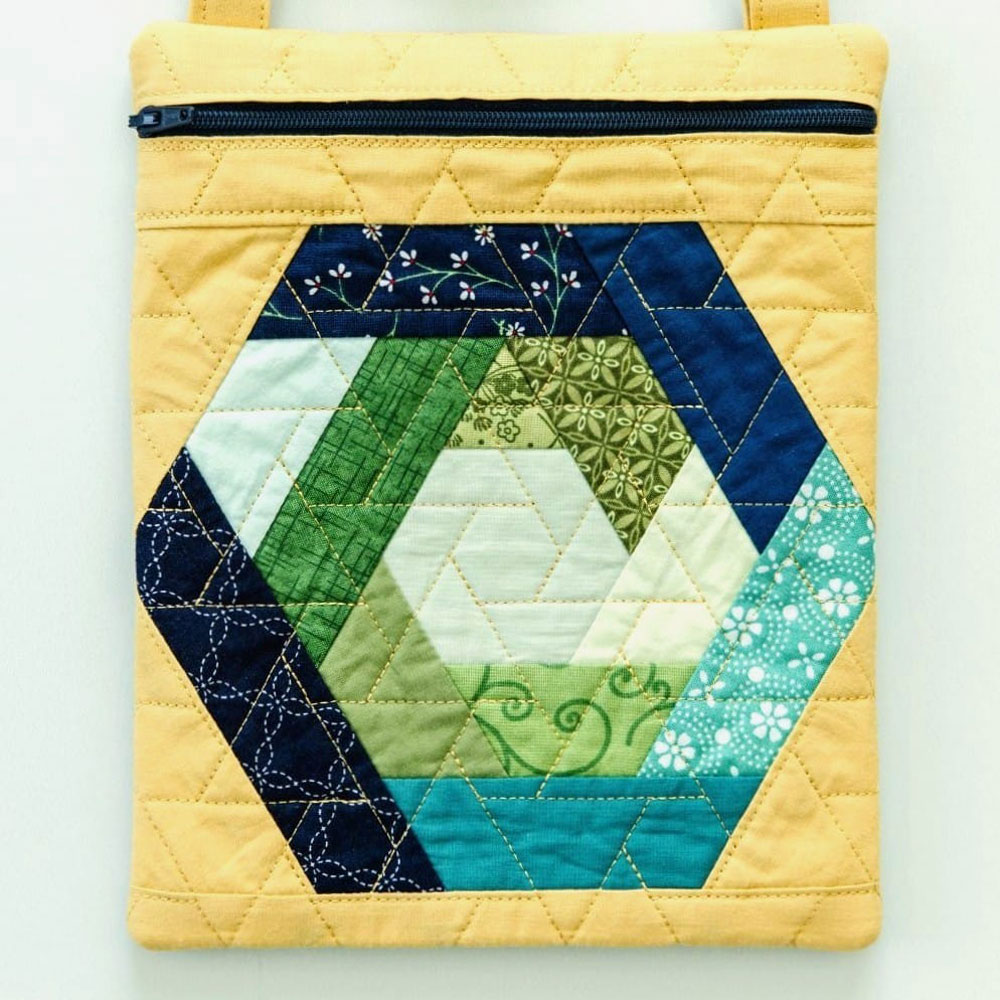 Kimberbell - Embroidery Designs - KD2004 - Kimberbell Classic Vol 4: Hexagon Log Cabin Crossbody Bag