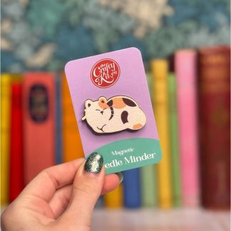 The Crafty Kit - Cat Needle Minder - Calico