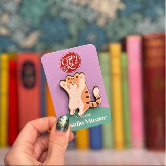 The Crafty Kit - Cat Needle Minder - Stripey